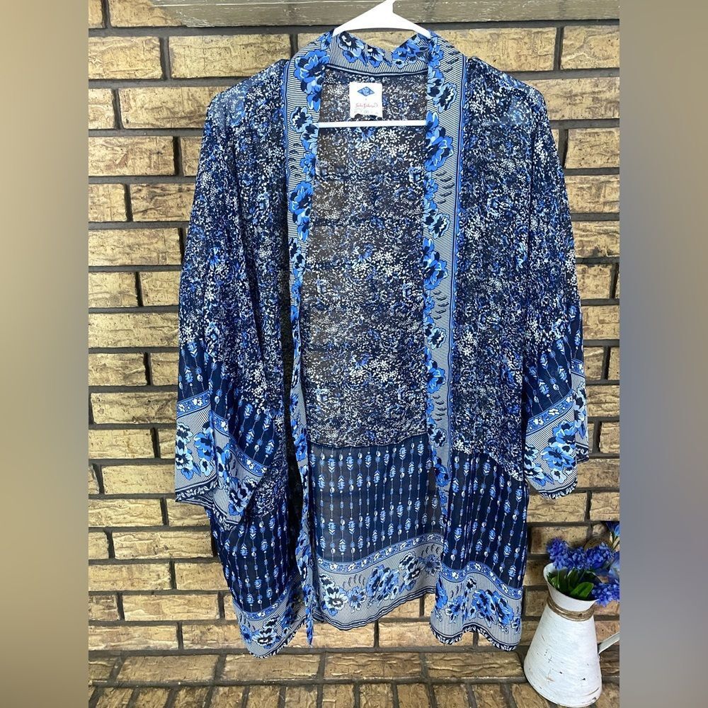 Blue duster‎